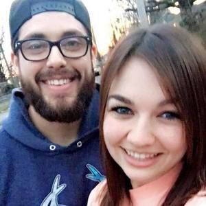 Meet your Posher, Devin